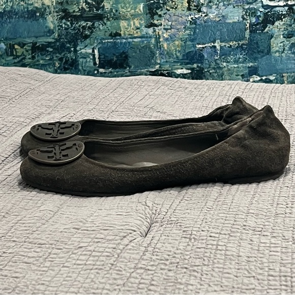 Tory Burch Reva Gray Heron Ballet Flat Suede Sz 8.5 Shoes - Picture 6 of 10